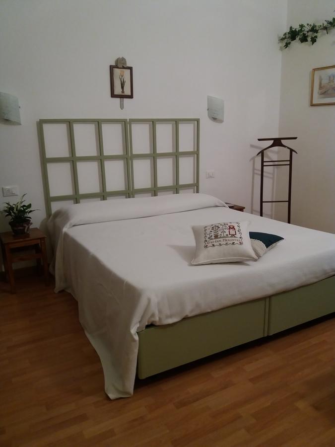 B&B Il Cortile Malpensa Casorate Sempione Exterior photo